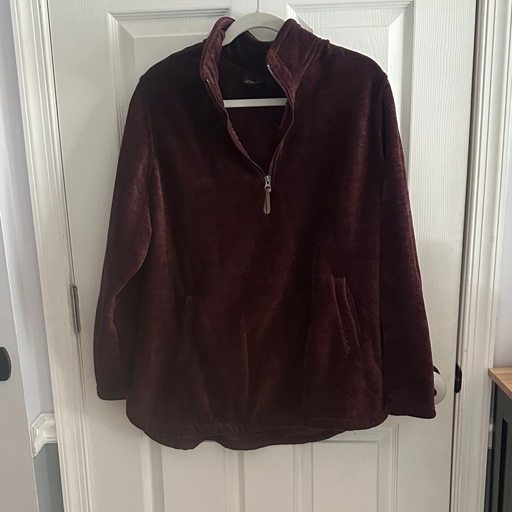 32 Degrees Women's Burgundy Sweater